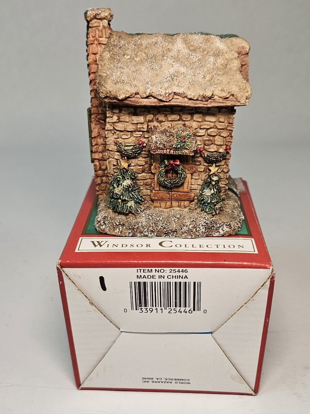 Windsor Collection 25446 Resin Hinged Cottag Stone Holiday Cottage